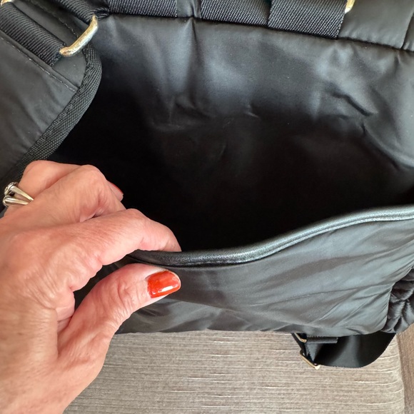 HAPP Brand Levy Backpack Baby Diaper Bag Black 17"L, 6"W x 12"H - Picture 8 of 16